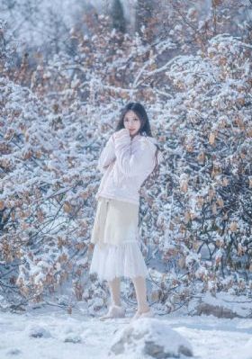 久久c国产精品一区二区-迅雷完整无删减版